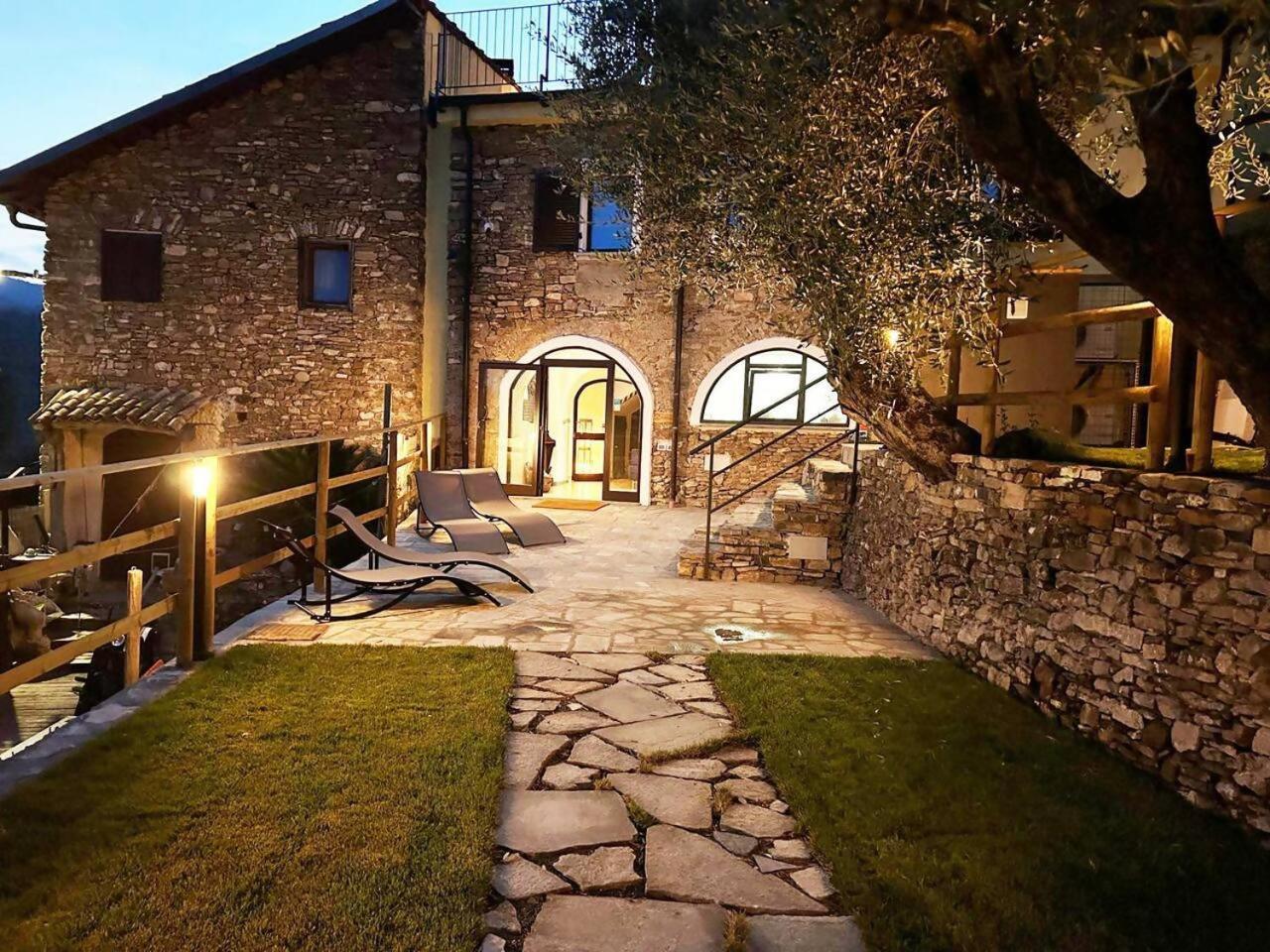 Appartamento Alba Dachi Farm Marina dʼMarina dʼAndora Zewnętrze zdjęcie