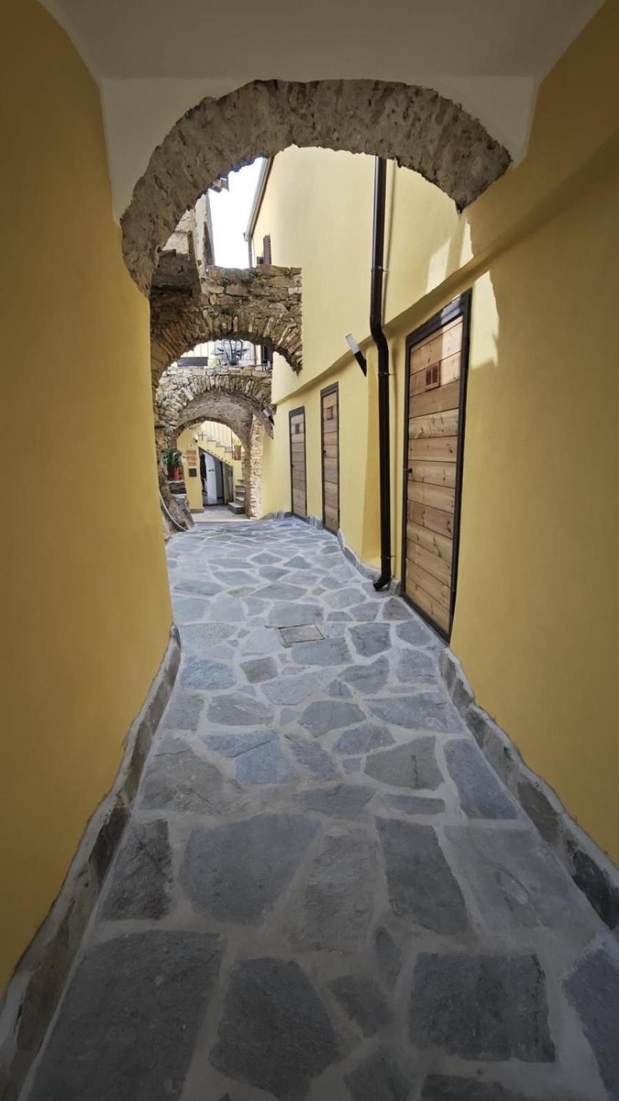 Appartamento Alba Dachi Farm Marina dʼMarina dʼAndora Zewnętrze zdjęcie